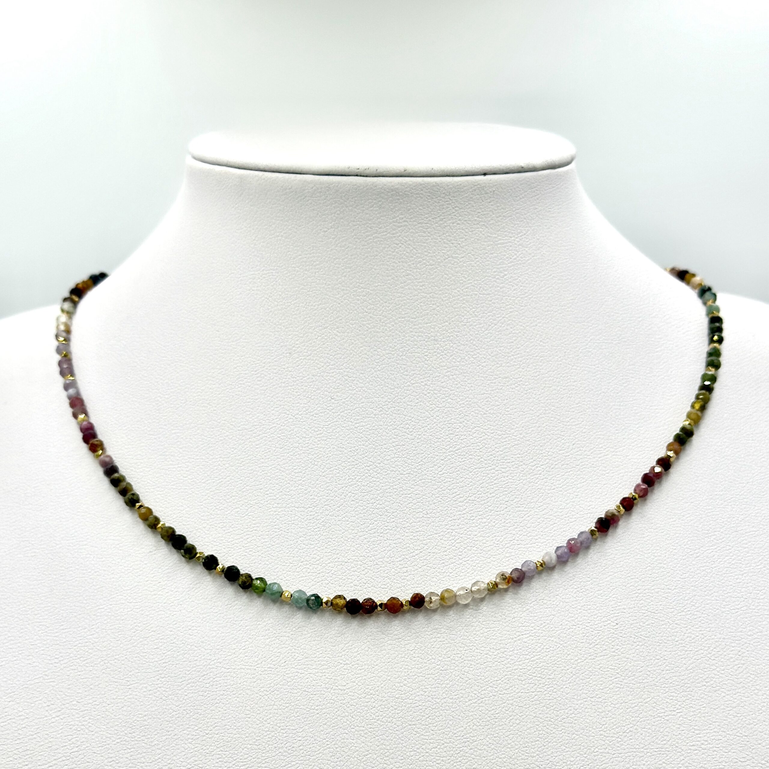 Colier turmalina multicolora 3mm si hematit Chroma3