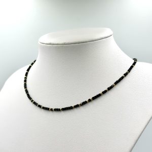 Colier Papesa din turmalina neagra cuburi 2mm si hematit Nadir2